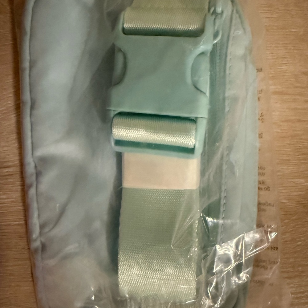 Lululemon Lavender Belt Bag - Picture 6 of 7